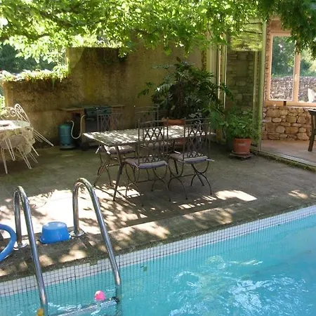 Le Clos De Serres Vakantiehuis *